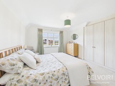 4 bedroom Detached house for sale in Audlem Road, Stafford, ST18