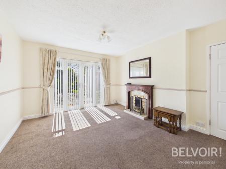 4 bedroom Terraced House for sale in York Street, Stone, ST15