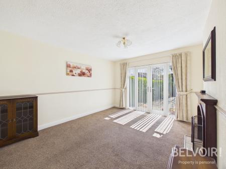 4 bedroom Terraced House for sale in York Street, Stone, ST15