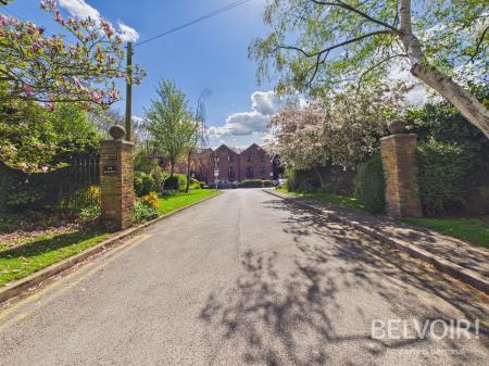 Stafford Street, Stone, ST15