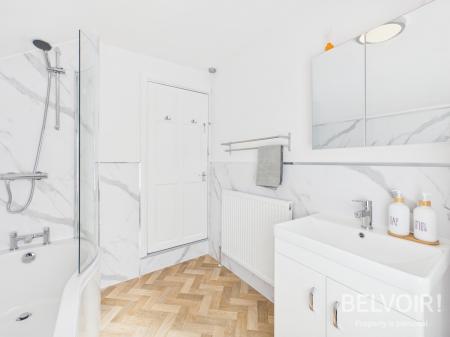 2 bedroom Terraced House to let in Alliance Street, Stafford, ST16