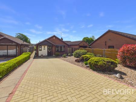 2 bedroom Bungalow for sale in Beechfield Drive, Walton on the Hill, Stafford, ST17