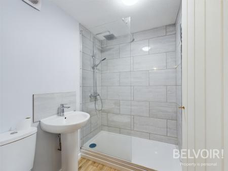 1 bedroom Flat to let in Greensome Lane, Doxey, Stafford, ST16