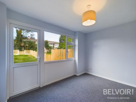 1 bedroom Flat to let in Greensome Lane, Doxey, Stafford, ST16