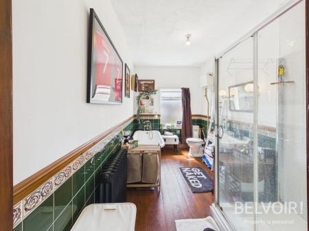 2 bedroom Terraced House for sale in Victoria Street, Stone, ST15