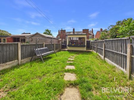 2 bedroom Terraced House for sale in Victoria Street, Stone, ST15