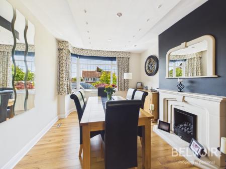 4 bedroom Semi-detached house for sale in Eleanor Place, Westlands, Newcastle Under Lyme, ST5