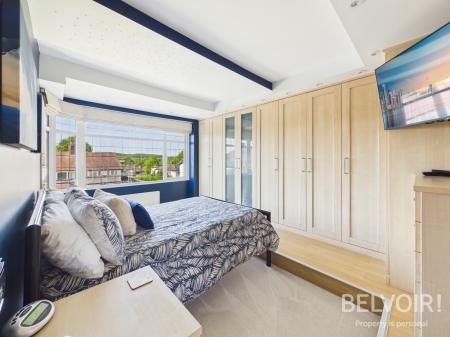 4 bedroom Semi-detached house for sale in Eleanor Place, Westlands, Newcastle Under Lyme, ST5