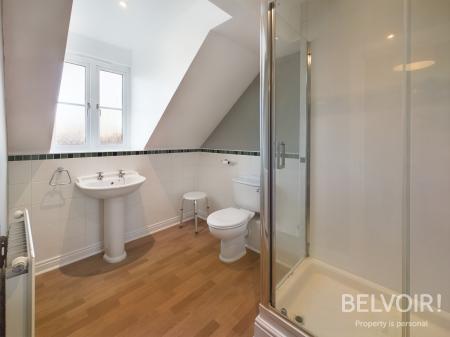 3 bedroom Town house to let in Swansmoor Drive, Hixon, ST18