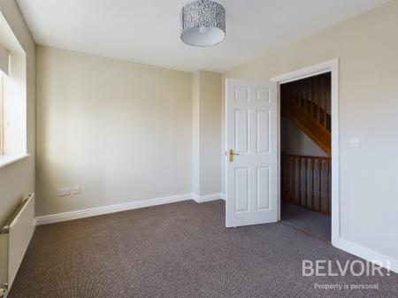 3 bedroom Town house to let in Swansmoor Drive, Hixon, ST18