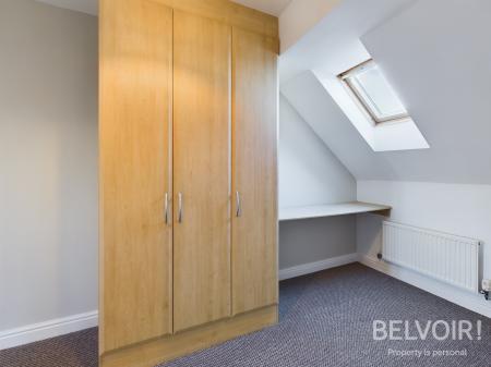 3 bedroom Town house to let in Swansmoor Drive, Hixon, ST18