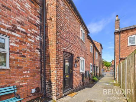 83 Newcastle Road, Stone, ST15
