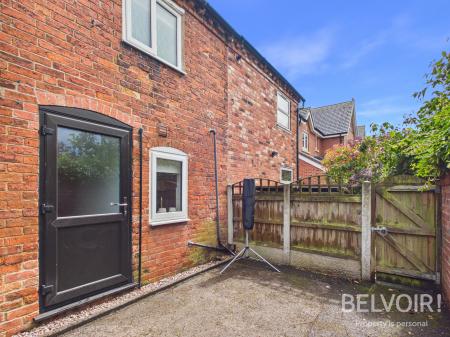 1 bedroom Terraced House for sale in 83 Newcastle Road, Stone, ST15
