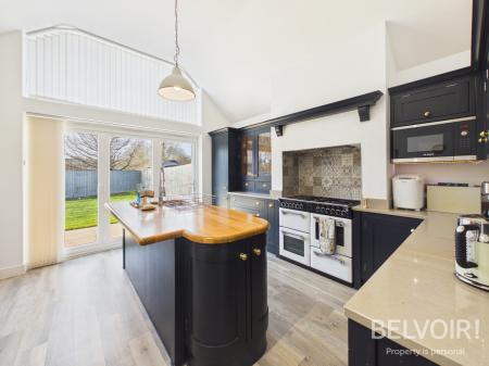 3 bedroom Bungalow for sale in Tenby Drive, Stafford, ST16