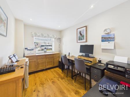 3 bedroom Bungalow for sale in Mount Avenue, Stone, ST15