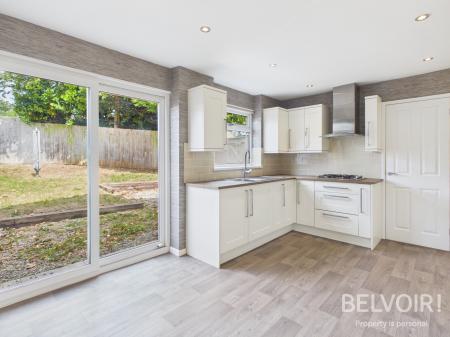4 bedroom Detached house to let in Rambleford Way, Parkside, Stafford, ST16