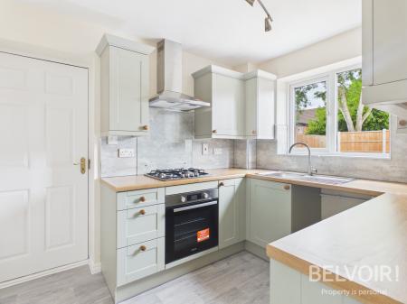 3 bedroom Semi-detached house to let in The Ridgeway, Doxey, Stafford, ST16
