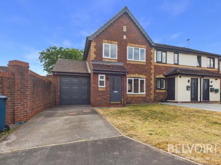 3 bedroom Semi-detached house to let in The Ridgeway, Doxey, Stafford, ST16
