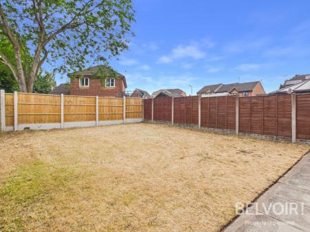 3 bedroom Semi-detached house to let in The Ridgeway, Doxey, Stafford, ST16