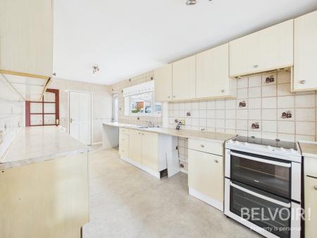 3 bedroom Detached house for sale in Copeland Avenue, Tittensor, ST12