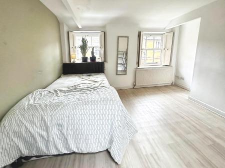 2 bedroom Character Property for sale in Scotgate, Stamford, PE9