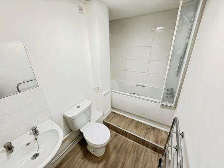 2 bedroom Terraced House to let in Holland Close, Bourne, PE10