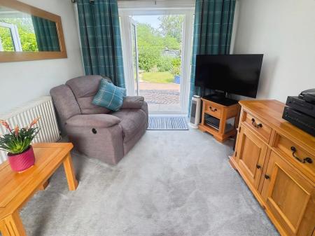 4 bedroom Detached house for sale in Violet Close, Morton, PE10