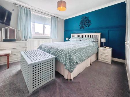 4 bedroom Detached house for sale in Violet Close, Morton, PE10