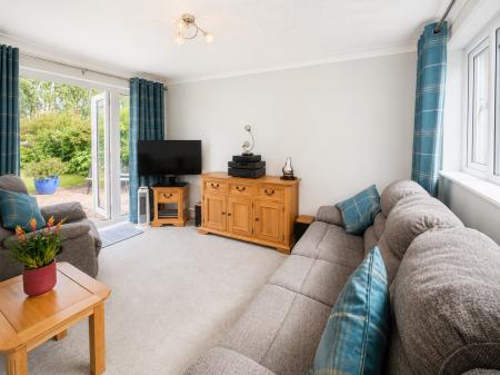 4 bedroom Detached house for sale in Violet Close, Morton, PE10