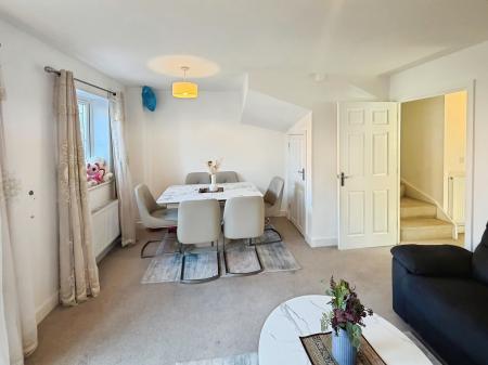 2 bedroom Terraced House to let in Ascot Close, Elsea Park, Bourne, PE10