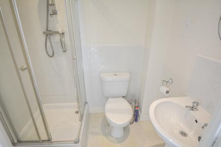 2 bedroom Terraced House to let in Ascot Close, Elsea Park, Bourne, PE10