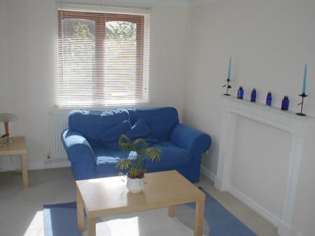 2 bedroom Flat to let in Clopton Road, Stratford-upon-Avon, CV37