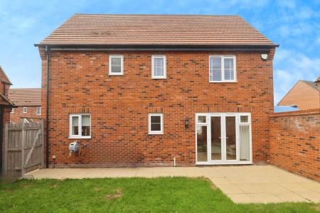 3 bedroom Detached house for sale in Roebuck Road, Bishopton, Stratford-upon-Avon, CV37
