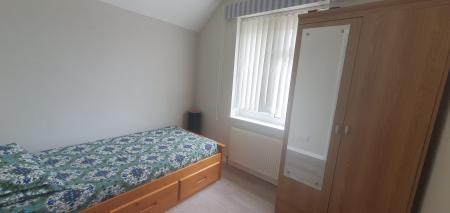 1 bedroom Semi-detached house to let in Windsor Road Rowley Regis