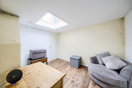 3 bedroom Detached house to let in Wolverton, Snitterfield, Stratford-upon-Avon, CV37