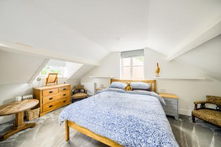 3 bedroom Detached house to let in Wolverton, Snitterfield, Stratford-upon-Avon, CV37