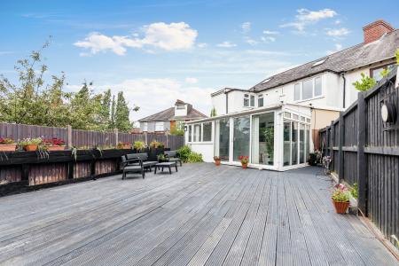 8 bedroom Semi-detached house to let in Pool Lane, Oldbury, B69