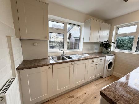 Roman Way, Cheltenham, bourton on the water, GL54