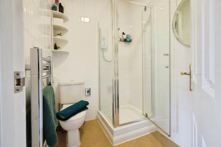 4 bedroom Detached house to let in Grove Road, Central, Stratford-upon-Avon, CV37