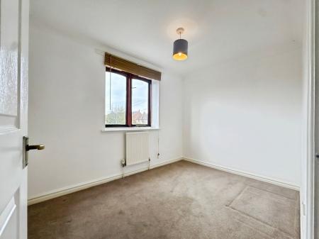 2 bedroom Flat for sale in Devere Court, Clopton Road, Stratford-upon-Avon, CV37
