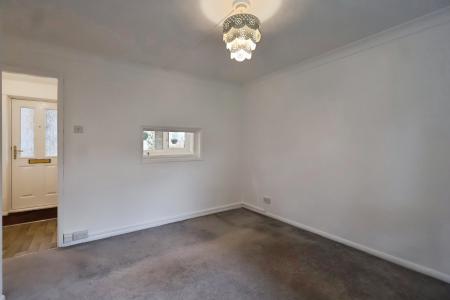 1 bedroom Flat to let in Woodman Court, Stratford-upon-Avon, CV37