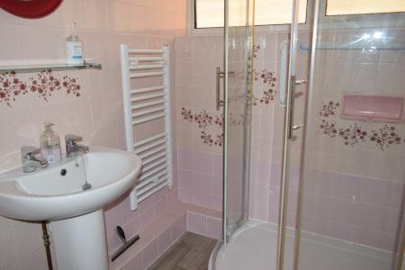 2 bedroom Bungalow to let in Oversley Green, Alcester, B49