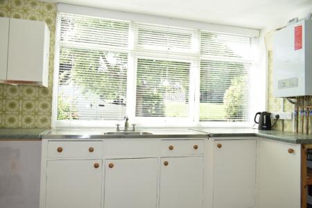 2 bedroom Bungalow to let in Oversley Green, Alcester, B49