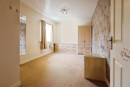 1 bedroom Flat for sale in Cordelia Close, Stratford-upon-Avon, CV37