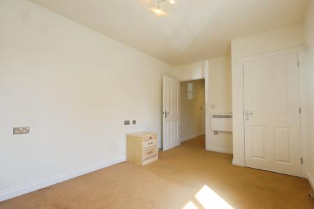 1 bedroom Flat for sale in Cordelia Close, Stratford-upon-Avon, CV37