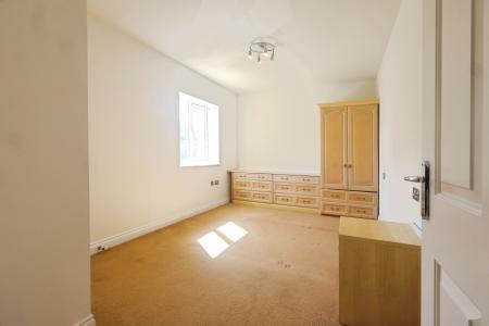 1 bedroom Flat for sale in Cordelia Close, Stratford-upon-Avon, CV37