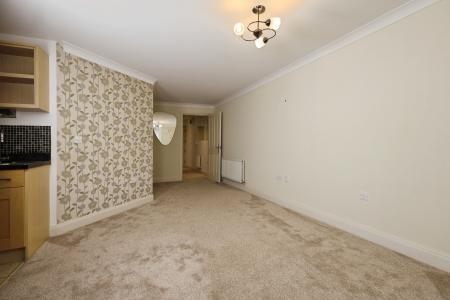 1 bedroom Flat to let in 121 Shipston Road, Central, Stratford-upon-Avon, CV37