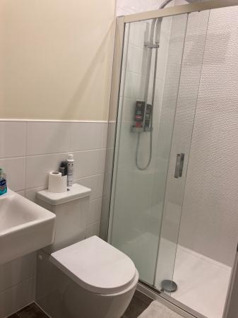 4 bedroom Detached house to let in Wheatsheaf Way, Stratford-upon-Avon, CV37