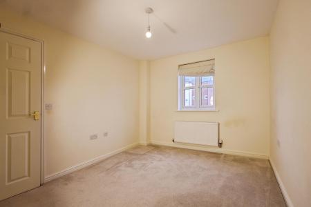 4 bedroom Semi-detached house to let in Addison Drive, Stratford-upon-Avon, CV37