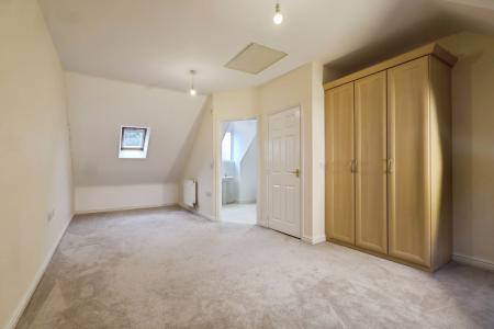 4 bedroom Semi-detached house to let in Addison Drive, Stratford-upon-Avon, CV37